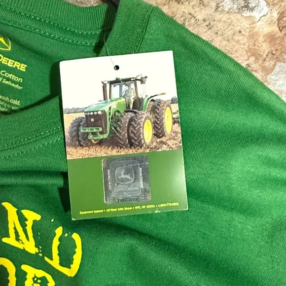 John Deere NWT. Men’s XL t shirt - Picture 3 of 5